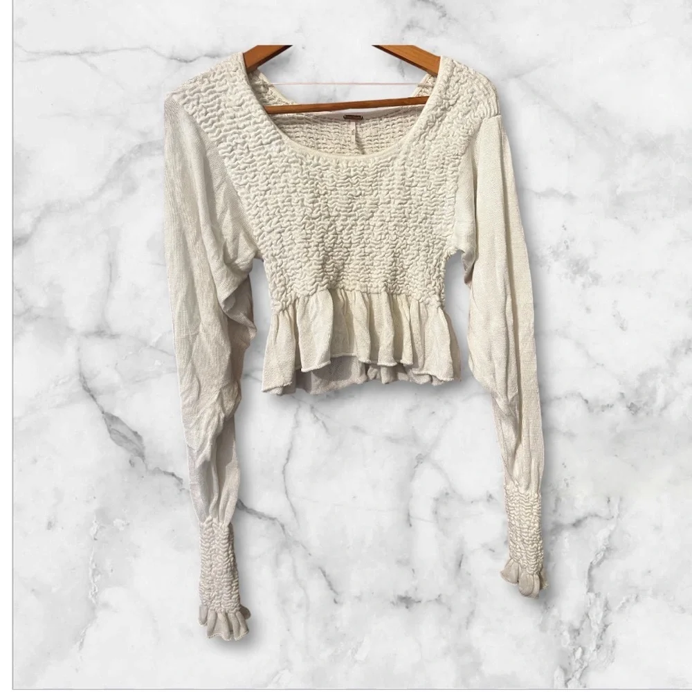 Free People Free Spirit Pullover crinkled, textured fabric Sz S Women